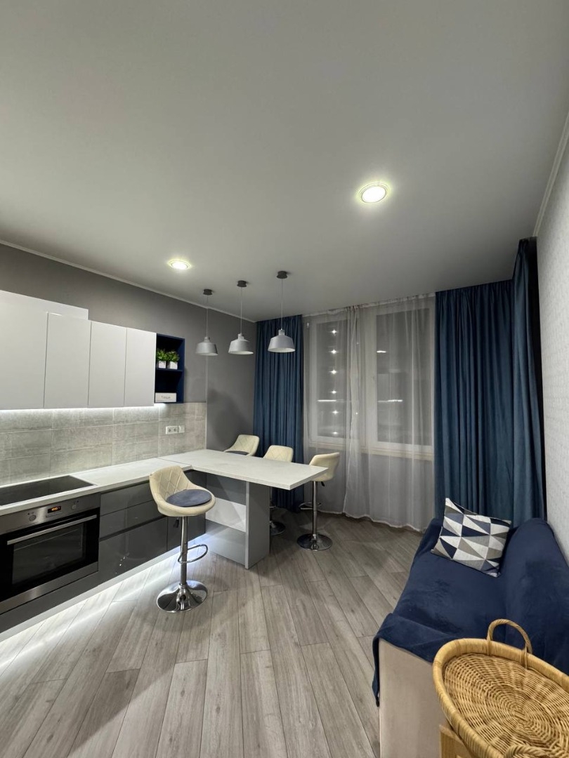 продажа однокомнатной квартиры номер A-174510 в Приморском районе, фото номер 14